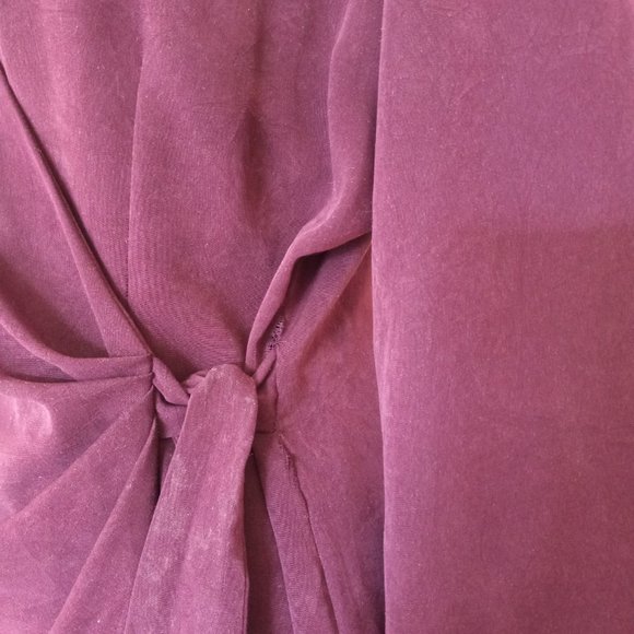 Vintage burgundy v-neck knee-length wrap dress - Picture 10 of 14